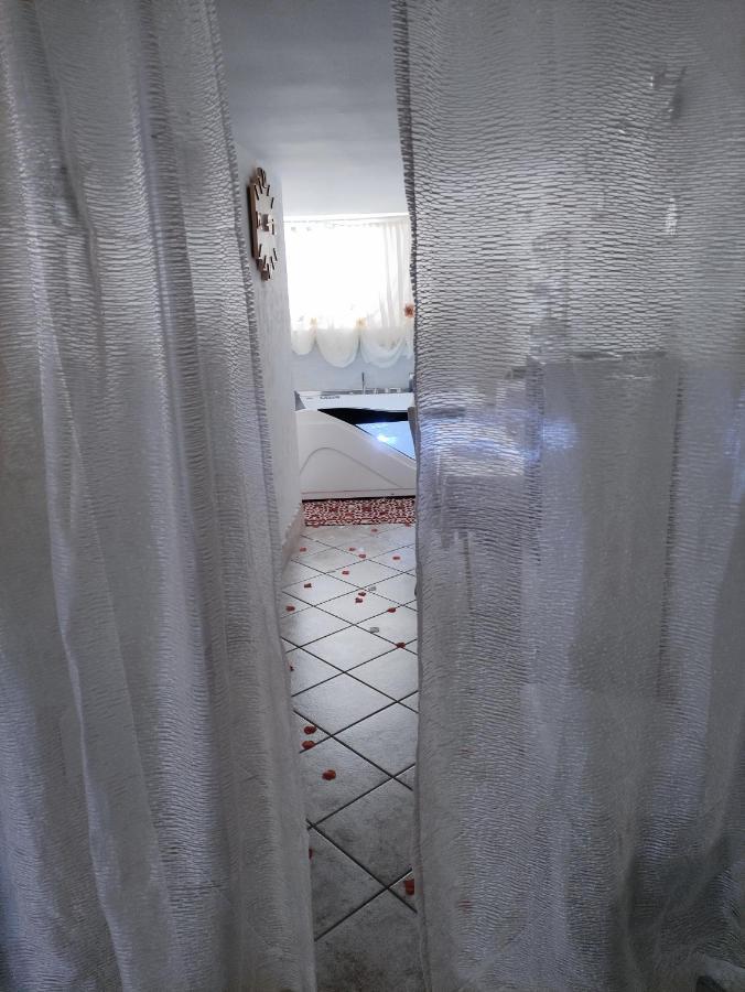 26 Suite Home Ostuni Exterior foto