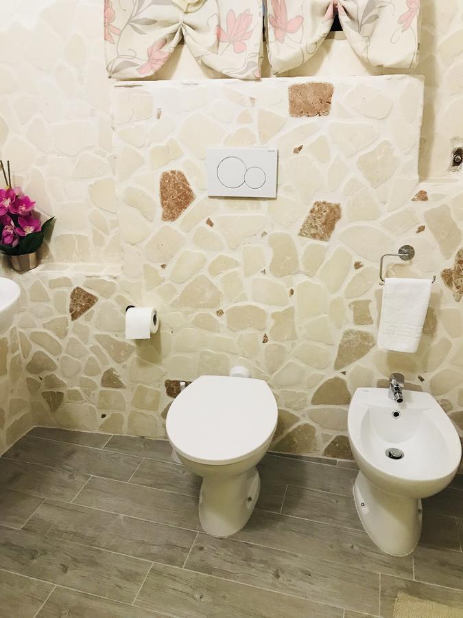 26 Suite Home Ostuni Exterior foto