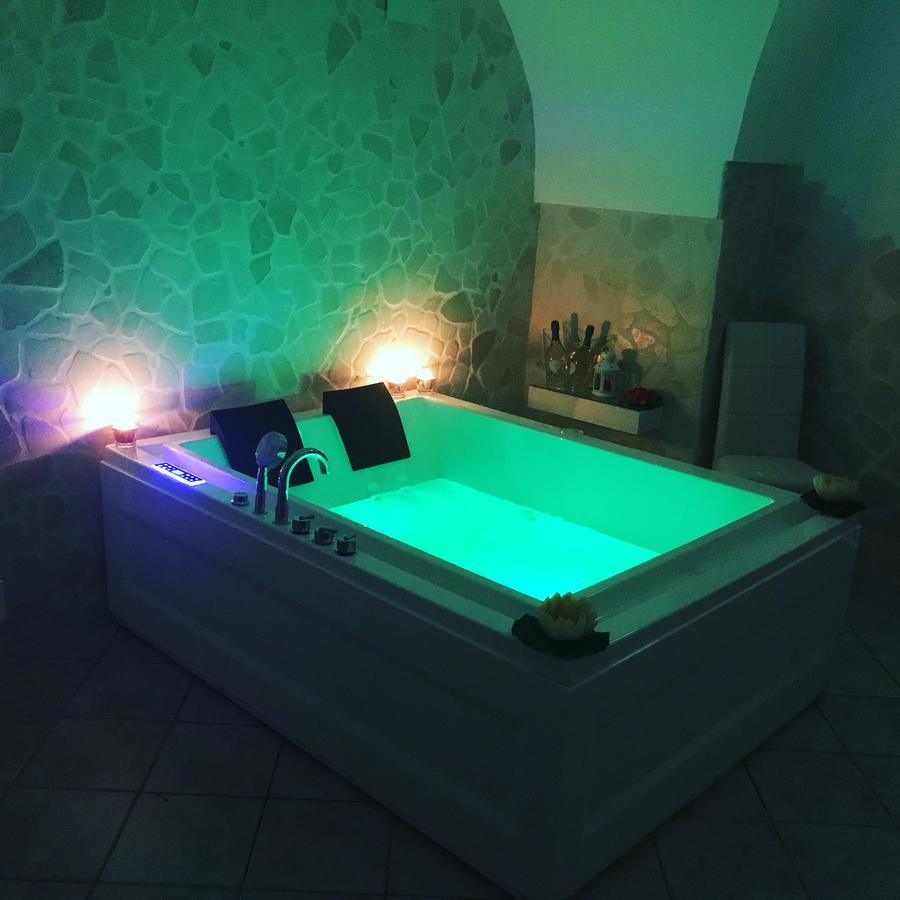 26 Suite Home Ostuni Exterior foto